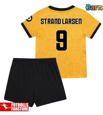 Wolves Jorgen Strand Larsen #9 Hemmatröja Barn 2025-26 Kortärmad (+ Korta byxor)
